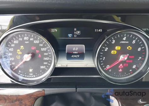 2018 Mercedes-Benz E 300 from USA, damaged, VIN WDDZF4JBXJA393181